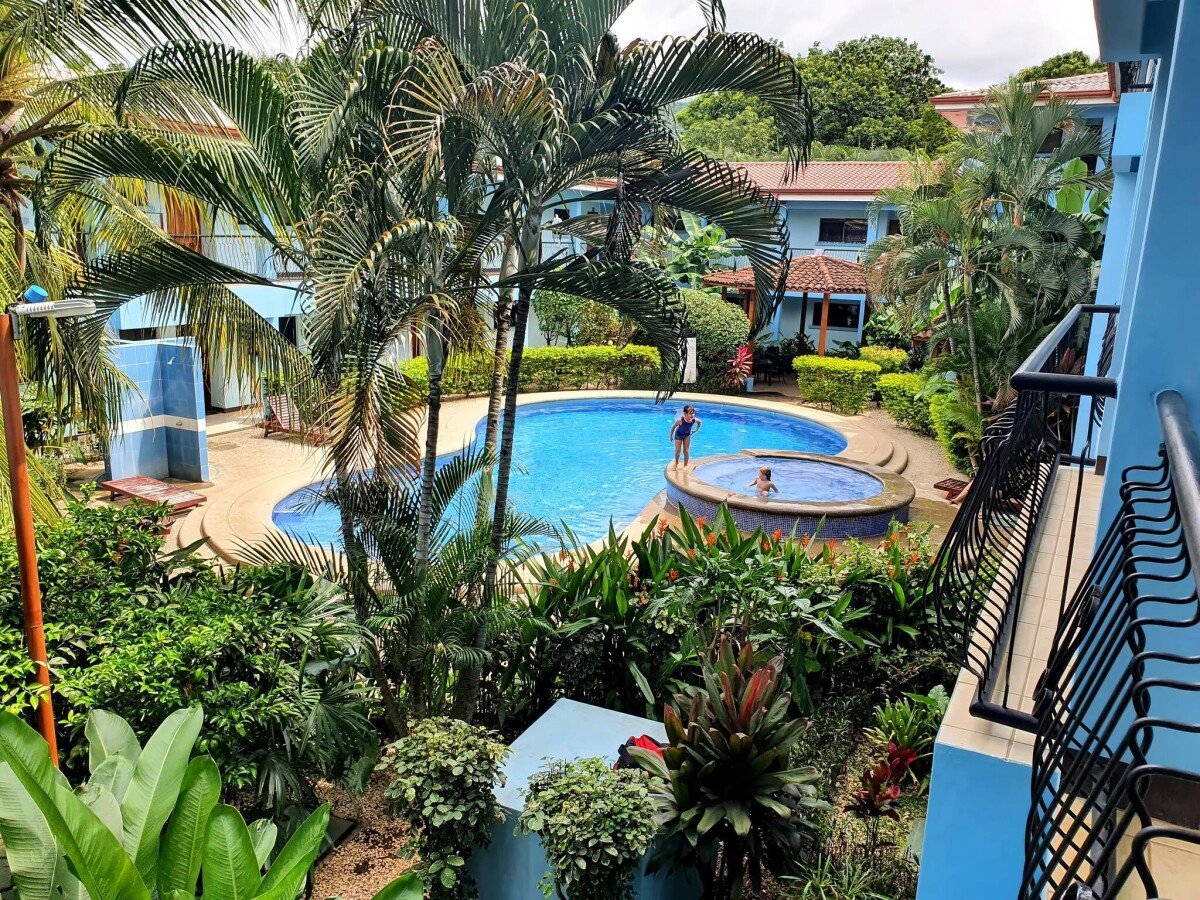 Loft moderne, 1 chambre, avec piscine