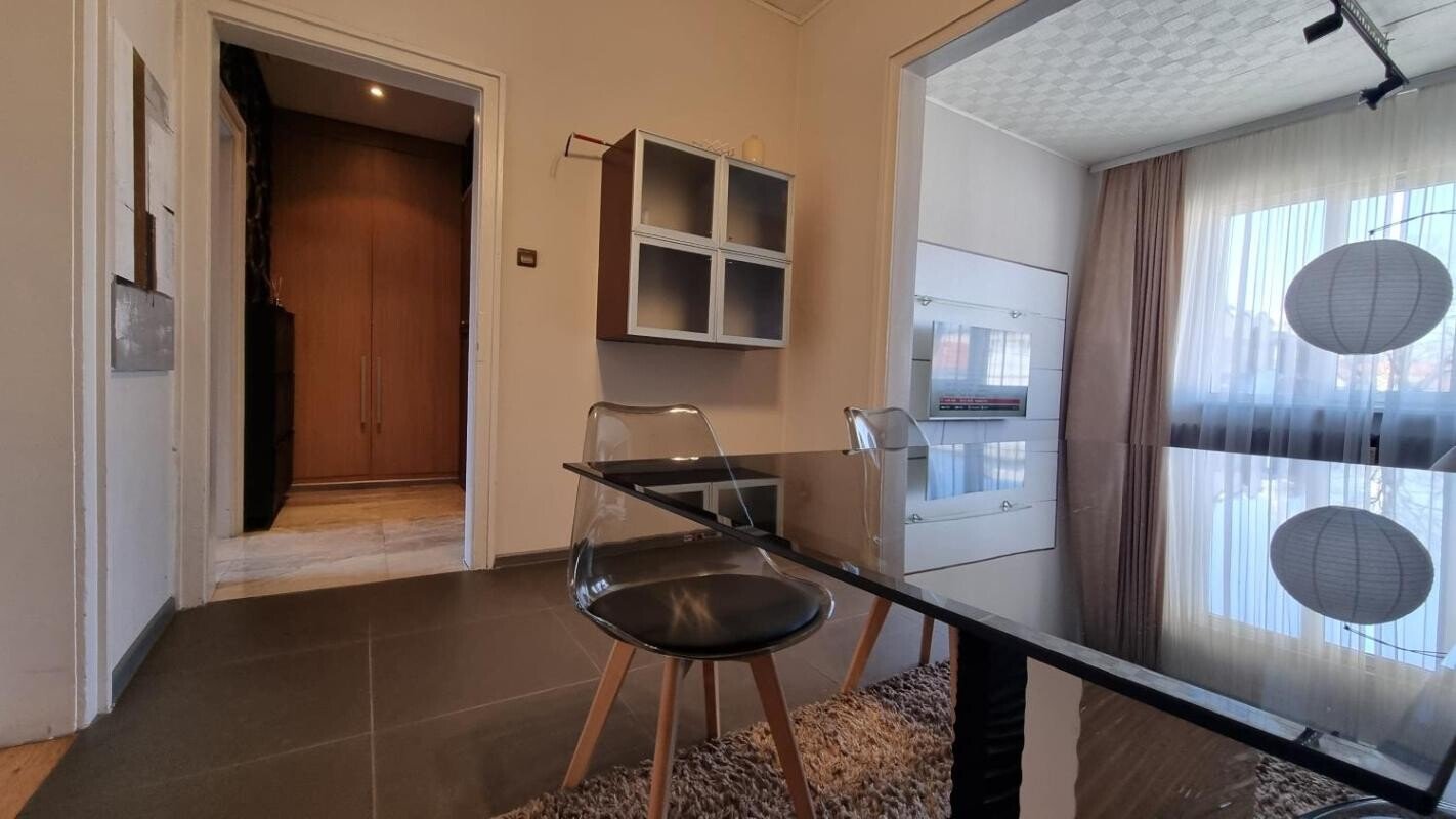 Wohnung 1 Schlafzimmer, mit Klimaanlage