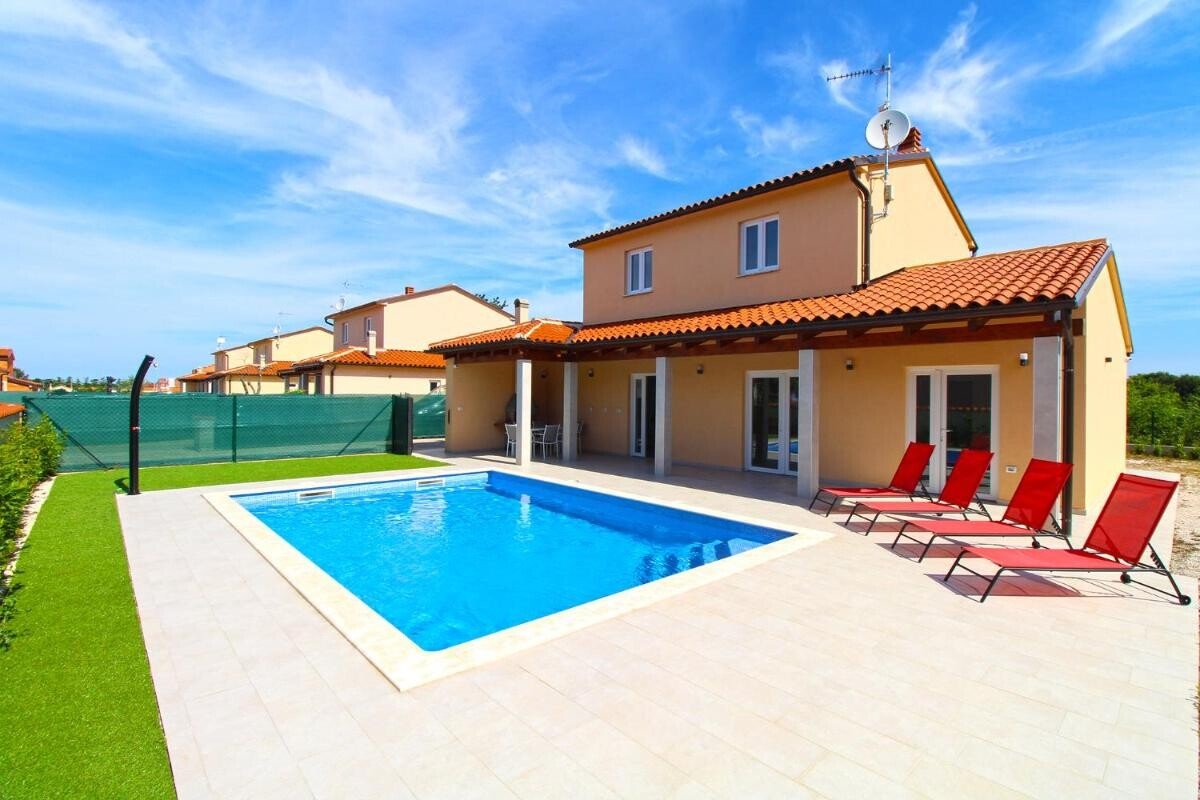 Villa 3 Schlafzimmer, mit Pool