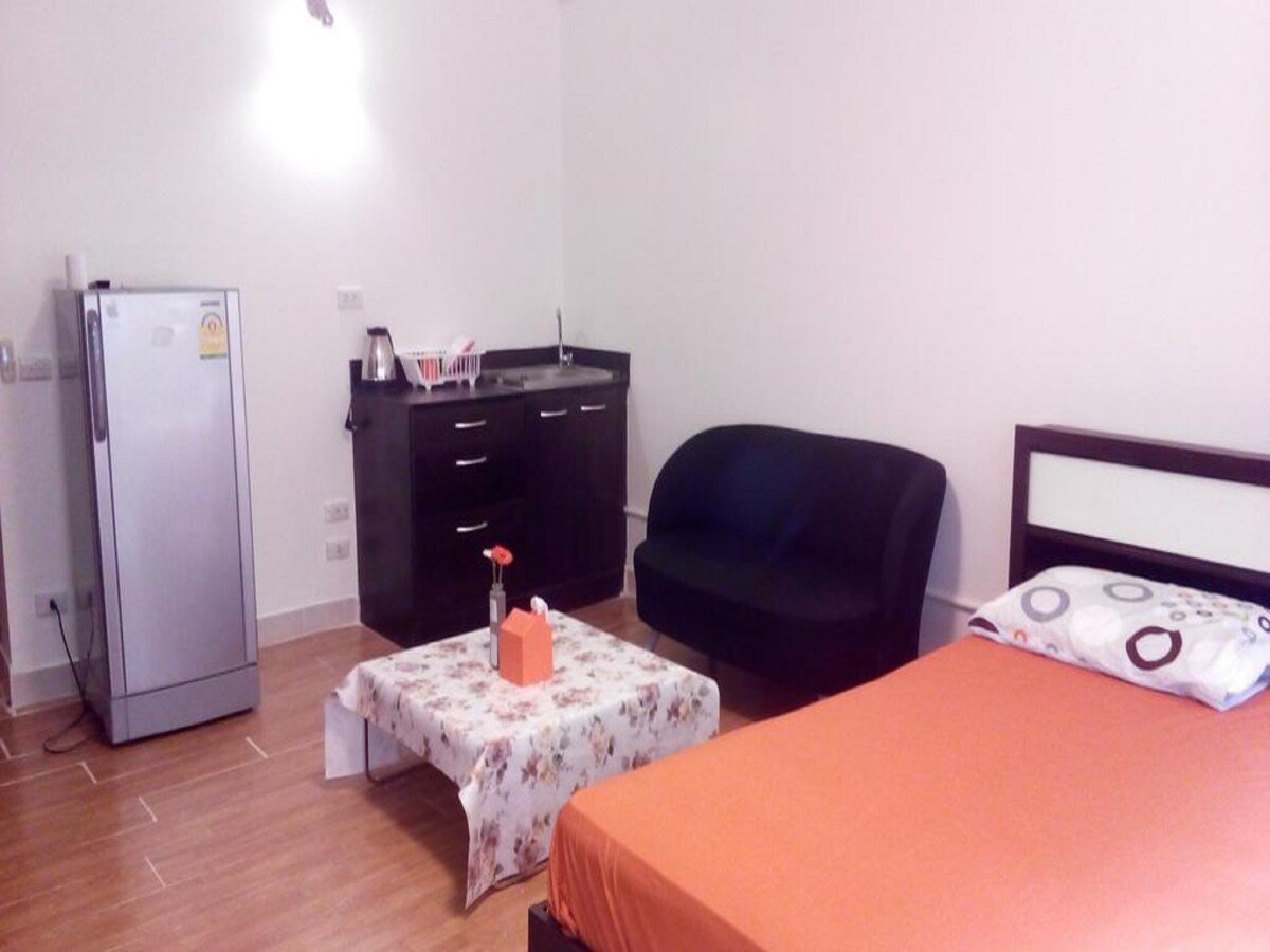 Appart'Hotel moderne, 1 chambre, avec jardin