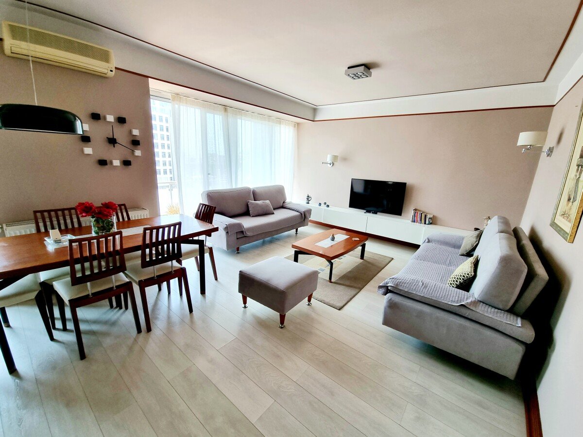 Wohnung 2 Schlafzimmer, mit Klimaanlage