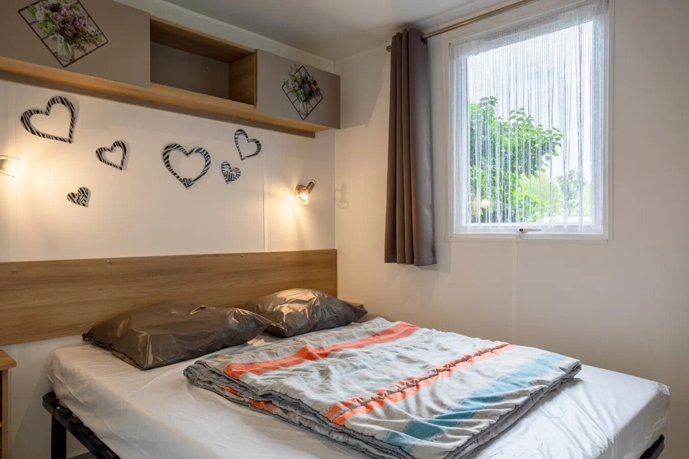 Mobil home 3 chambres, avec piscine