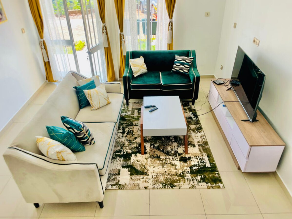 Wohnung 2 Schlafzimmer, mit Garten