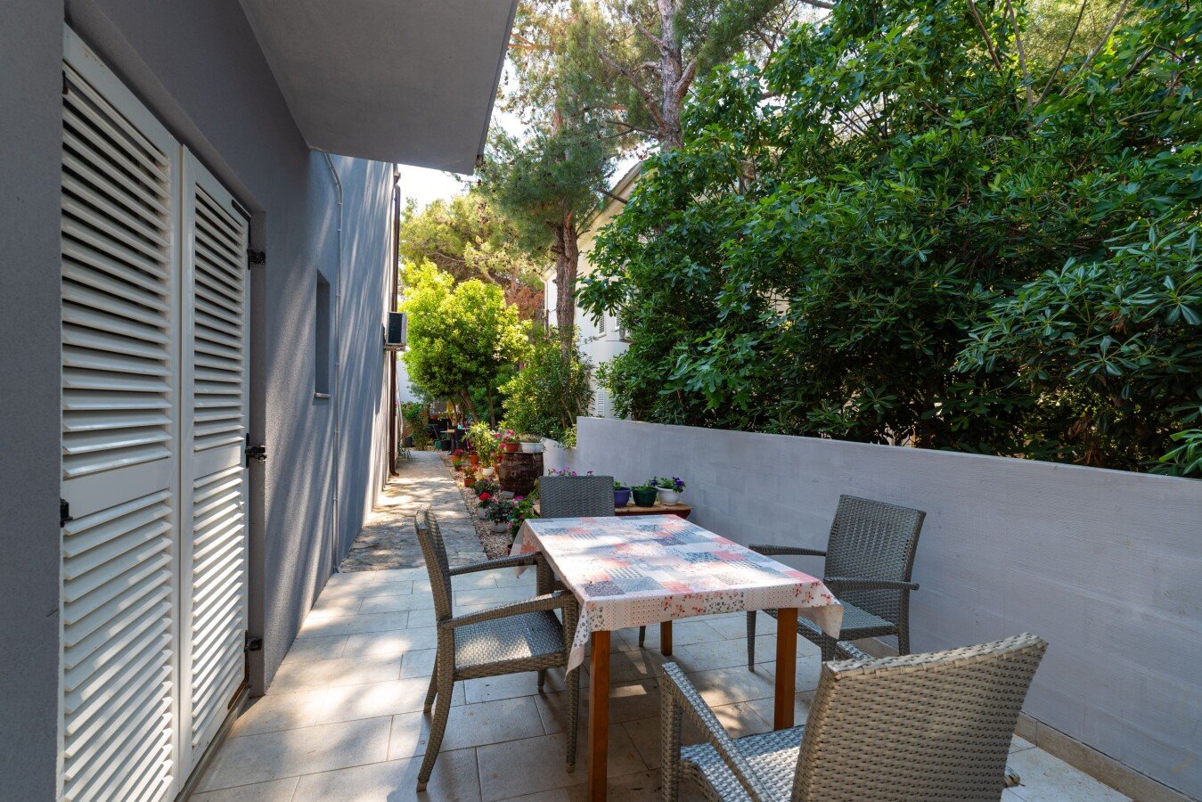 Appartement moderne, 1 chambre, avec jardin