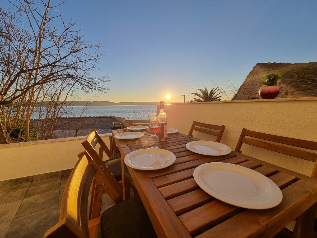 Appartamento 2 camere, con vista mare