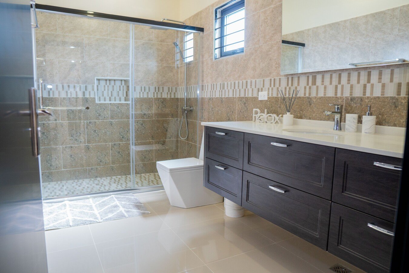 Bungalow 2 bedrooms, with pool