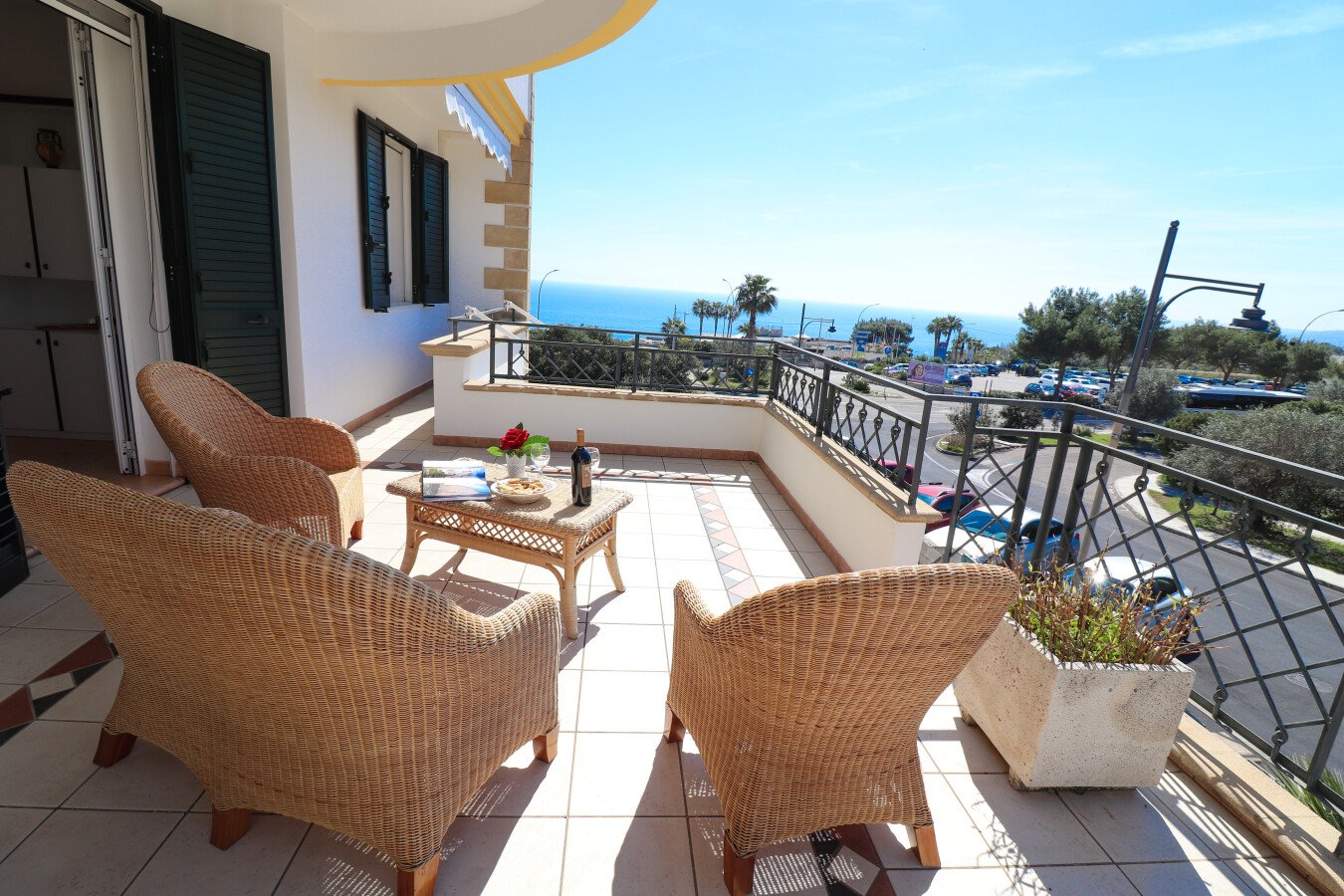 Casa 3 camere, con vista mare