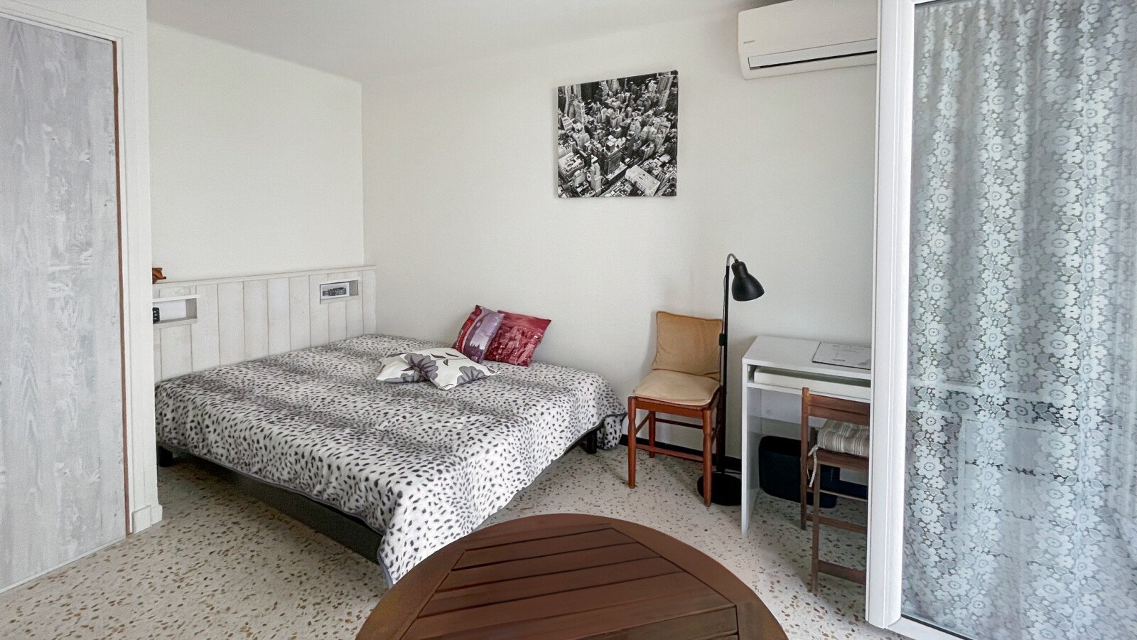 Studio moderne, 1 chambre, avec climatisation