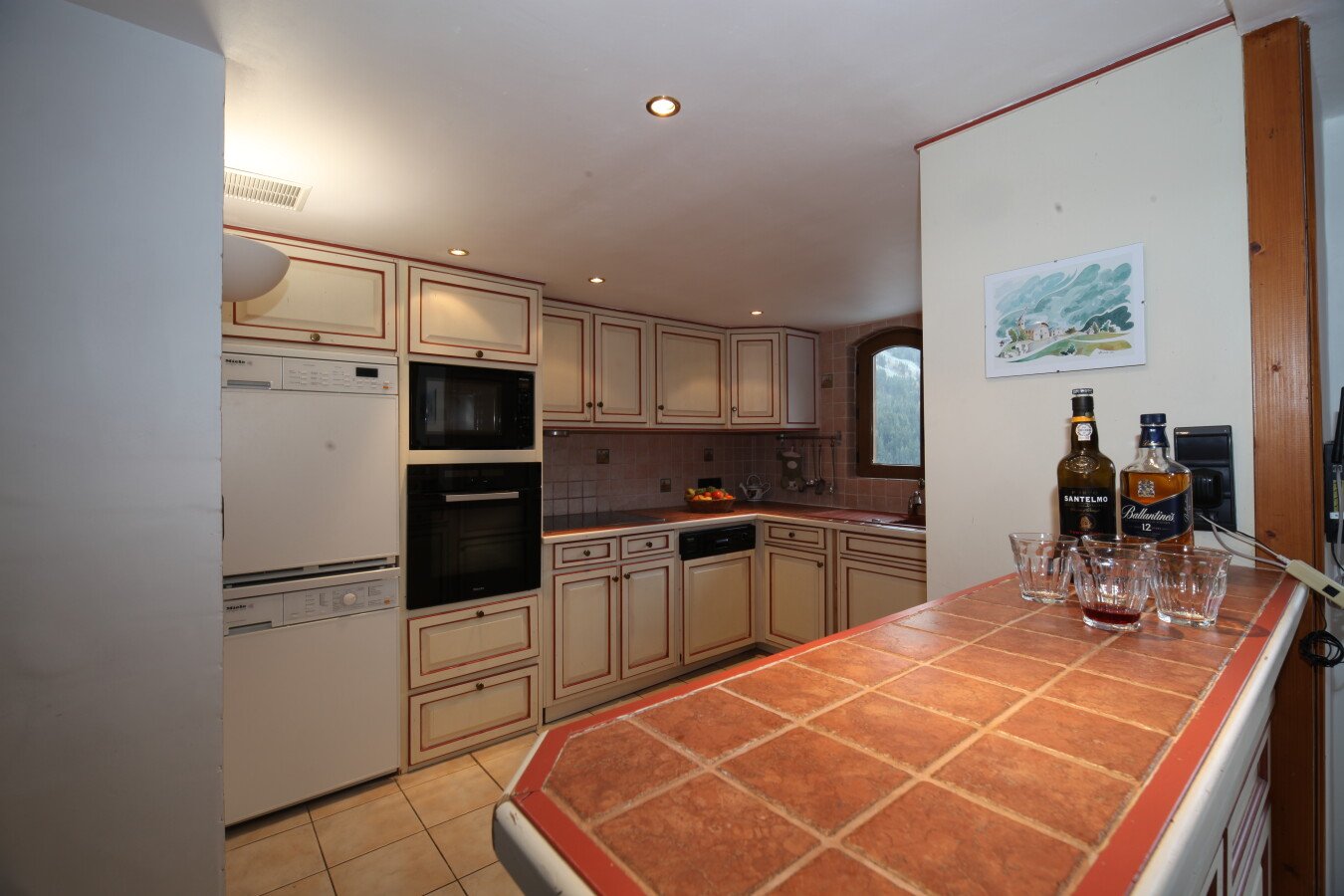 Appartement authentique, 2 chambres, avec climatisation