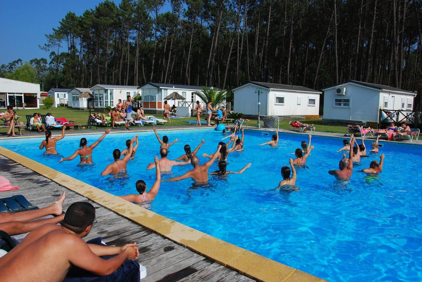 Bungalow 2 bedrooms, with pool