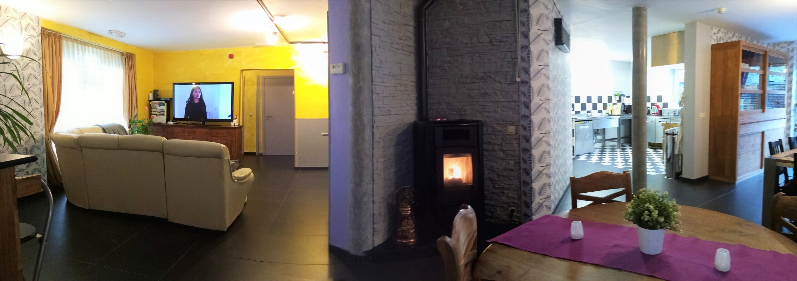 House 5 bedrooms, with fireplace