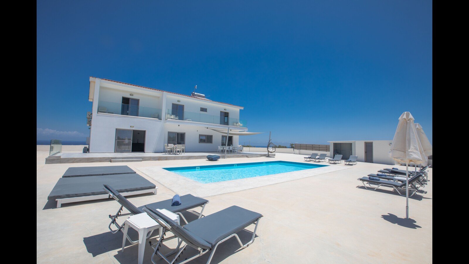 Villa 6 Schlafzimmer, mit Pool