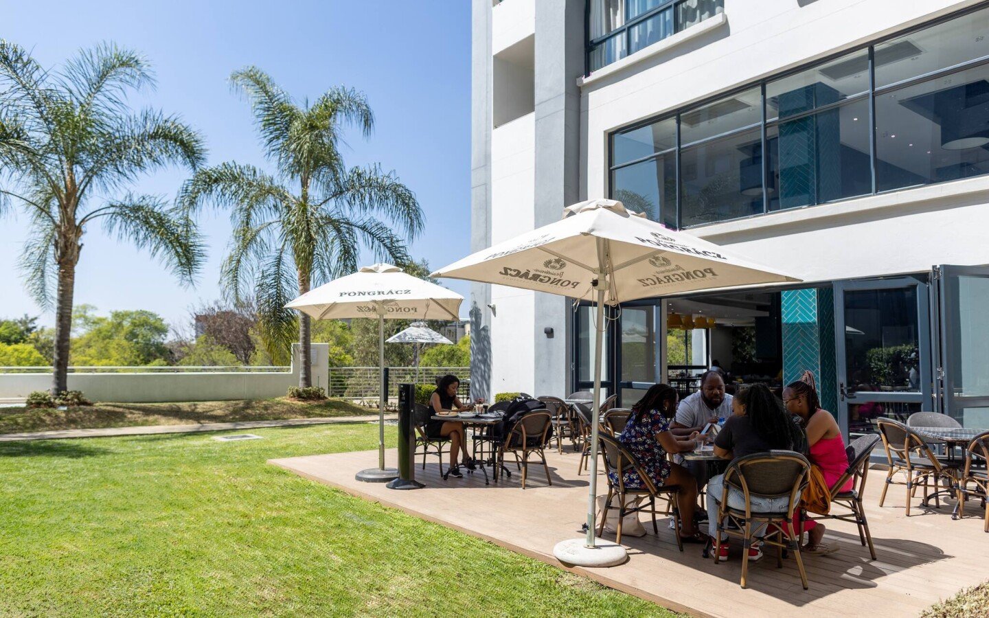 Apartment 2 bedrooms, with pool