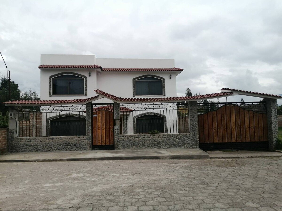 House 6 bedrooms, with garden