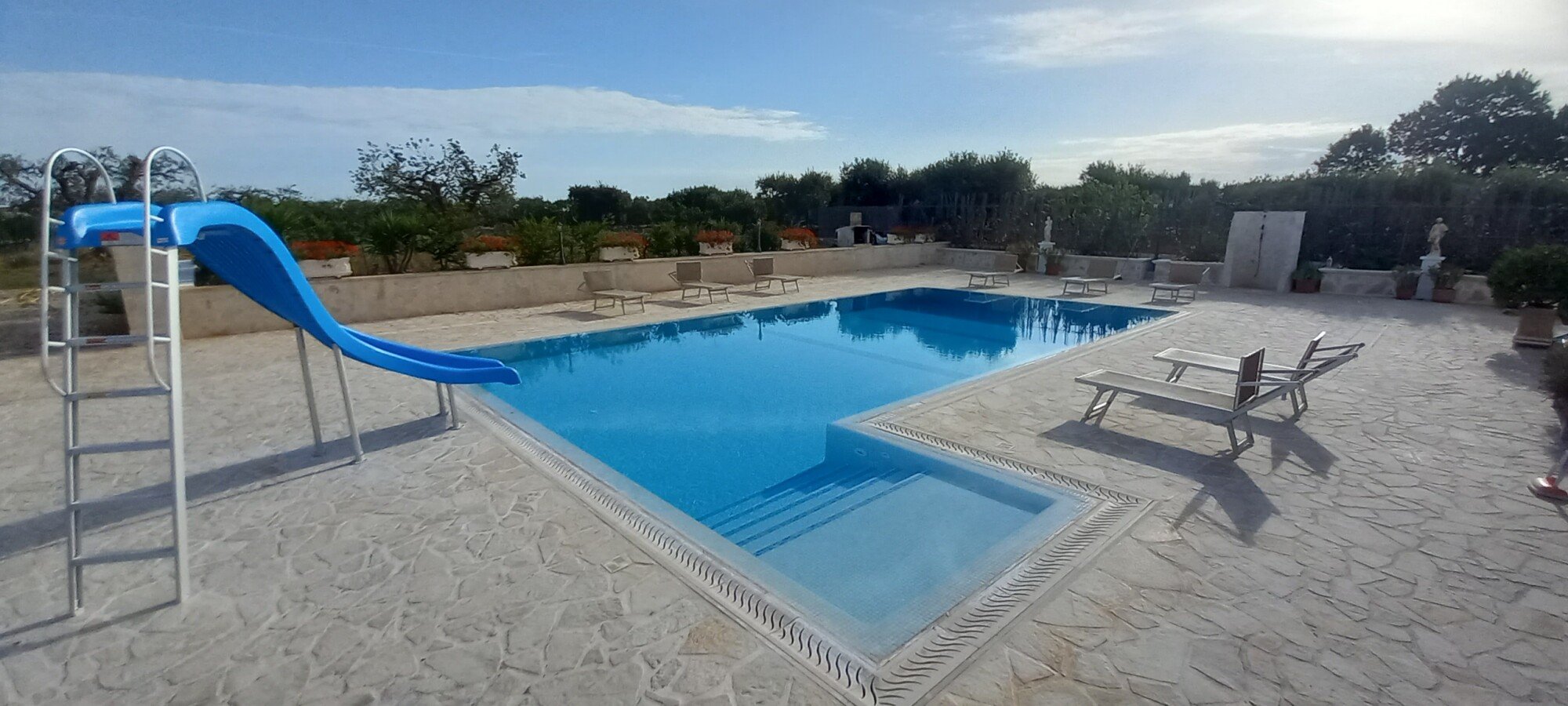 Villa 3 camere, con piscina
