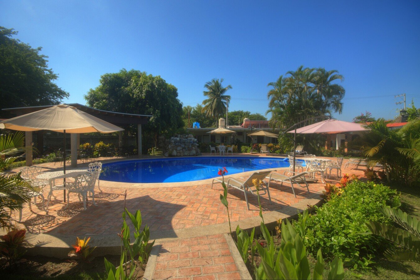 Bungalow 4 chambres, avec piscine