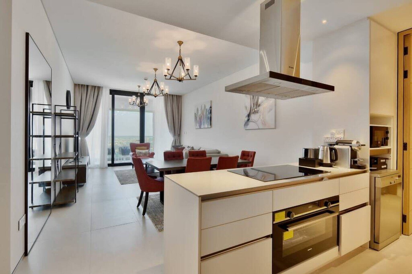 Studio design, 3 chambres, avec piscine