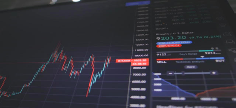 Globalización económica y postmodernidad decadente