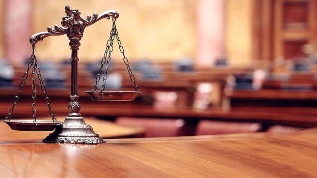 Revisione giudiziaria dei diritti positivi. Il controllo di costituzionalità equilibrato