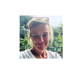 drs. Ilonka Hanneman