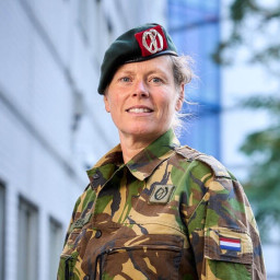 drs. Martine Hueting