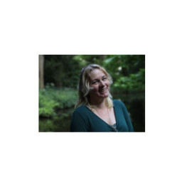 Desiree Bruin Slot
