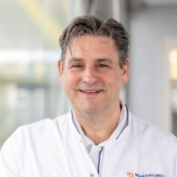 Dr. Ron van Golde