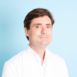 Dr. S.M.M. de Castro