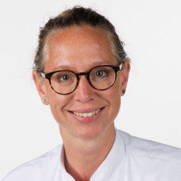 Dr. Tjaakje van Keeken