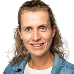 Laura Hartog