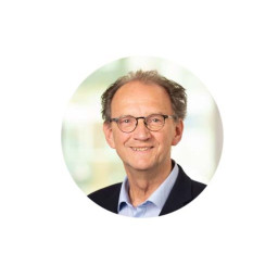 Dr. Bram Kuiper