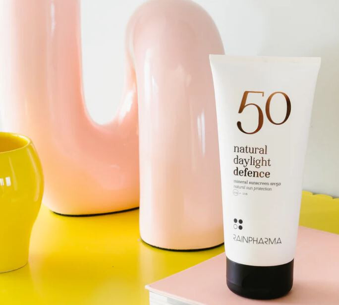 RAINPHARMA NATURAL DAYLIGHT DEFENSE 200ML RAINPHARMA NATURAL DAYLIGHT DEFENSE 200ML