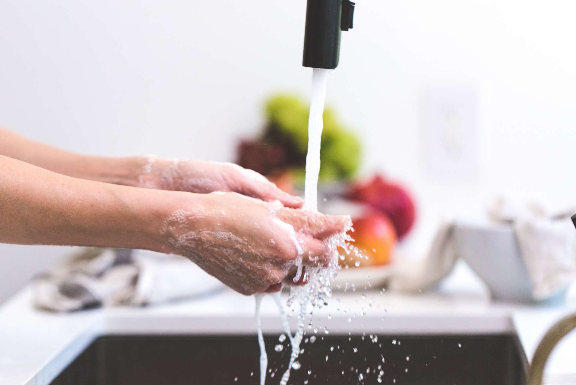 Waarom handen wassen tot minder ziektes leidt