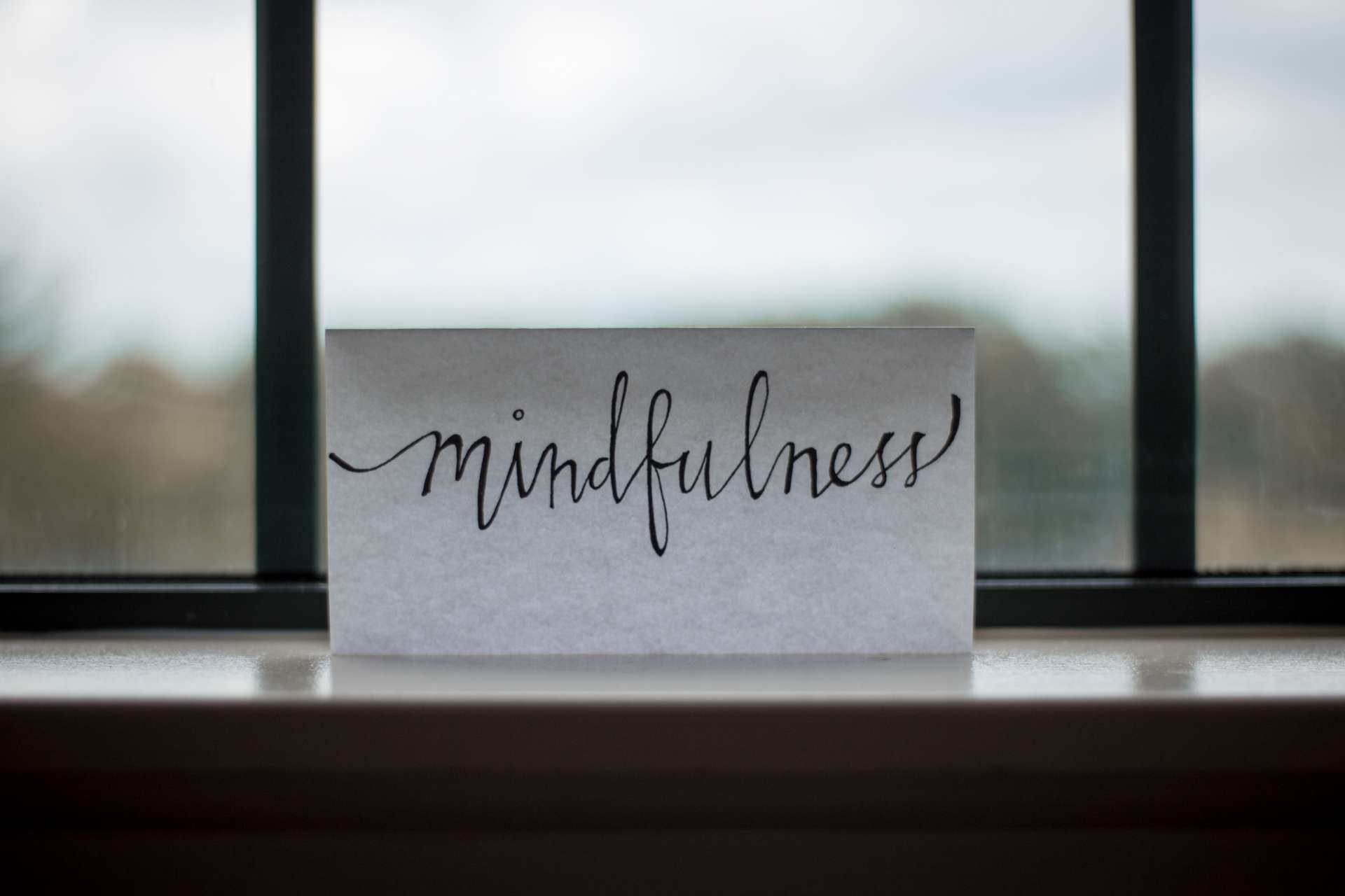 Wat is mindfulness en wat zijn de basistechnieken?