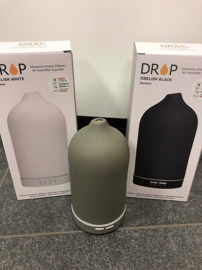 Drop ultrasone verstuiver Obelilsk zwart + gratis flesje eucalyptus ess