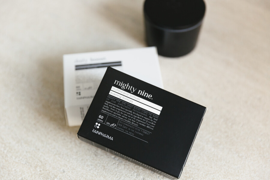 Mighty Nine (60 caps)