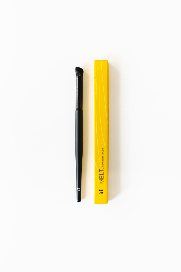 Melt Concealer Brush