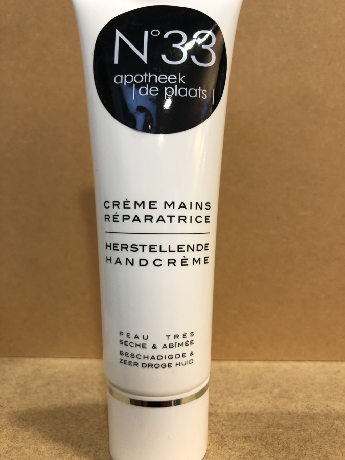 N33 BODYPRO HERSTELLENDE HANDCR. ZEER DROGE & BESCH.50ML N33 BODYPRO HERSTELLENDE HANDCR. ZEER DROGE & BESCH.50ML