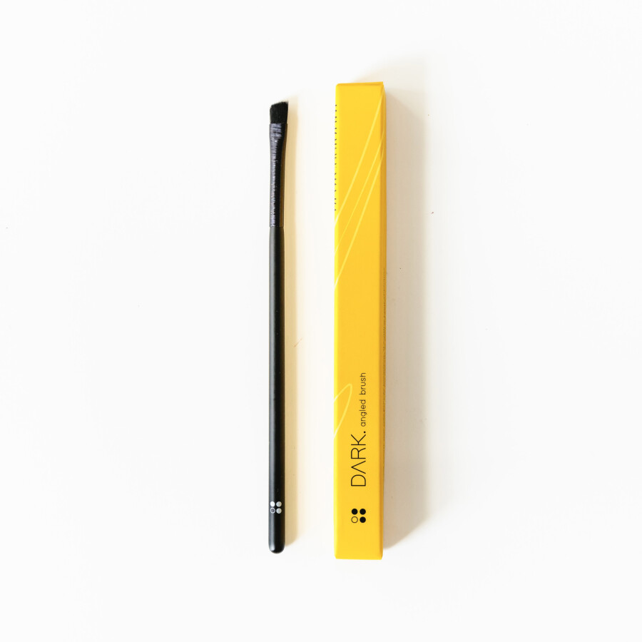 Rainpharma Dark Angled Brush