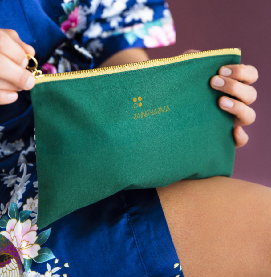 Rainpharma kleurrijk tasje