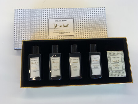 Atelier Rebul Mini-Hotel set