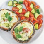 Heerlijke Italiaanse mini pizza's met een bodem van champignons.