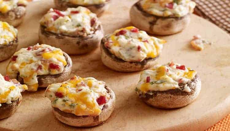 Champignons met cheddar-bacon vulling