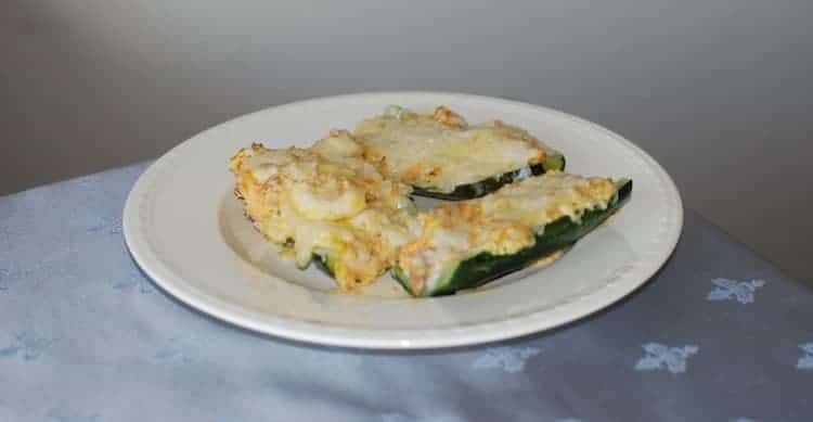 Gevulde courgette met tonijn en geitenkaas
