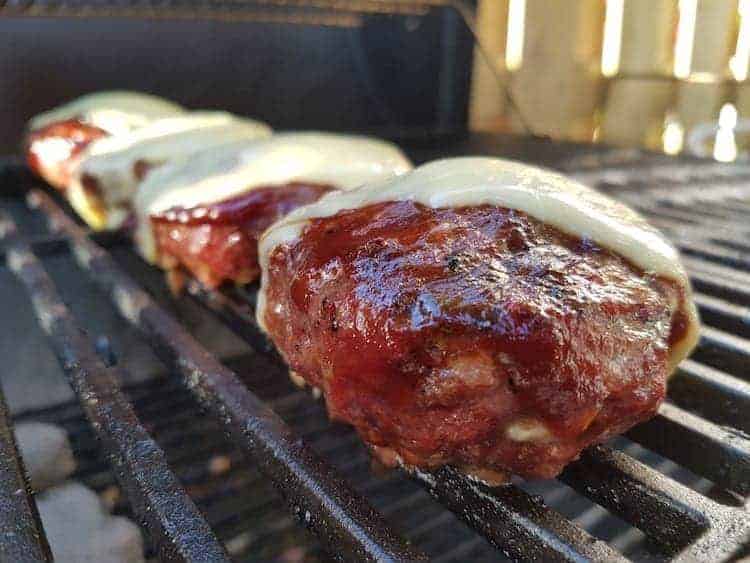 Koolhydraatarme BBQ hamburgers
