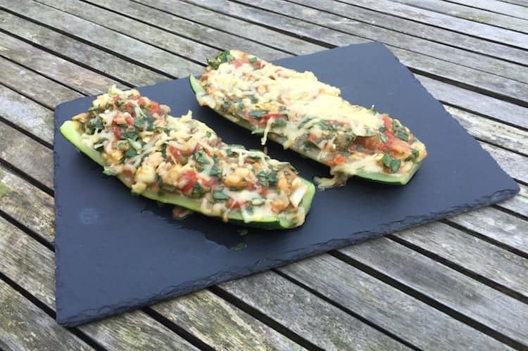 Vegetarische courgette bootjes