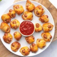 Mini worstenbroodjes met fatheaddeeg.