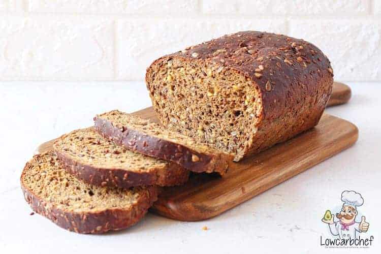 Keto brood met zaden en pitten