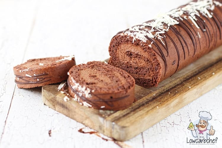 Cakerol gevuld met chocolademousse.