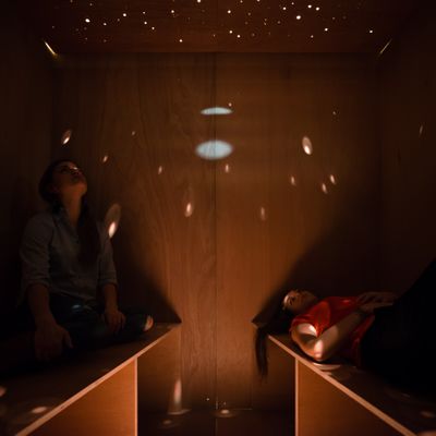 18 02 04 HALL06 zurich stephenson